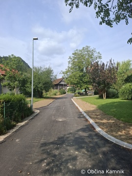 Motnik (1)